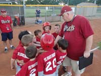 30-team_gathers_around_to_show_appreciation