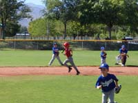 61-running_to_second_base-sequence_5