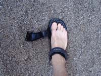 64-uh-oh-Daddy_has_a_blow_out-shoe_broke