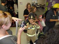 08-Daddy_taking_a_picture_of_Mommy_taking_a_picture_of_Kenny