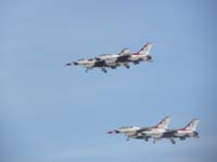 089-Thunderbirds-slow_tight_formation_with_landing_gear_down