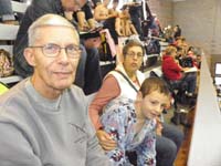 12-after_getting_cold_warming_up-time_to_bundle_up_with_Poppy_and_Baba_waiting_for_first_race