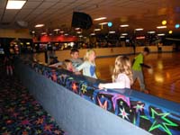 03-Kenny,Lexi,Mia,Sarah_skating