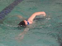 04-Kenny_swimming_for_warm-ups