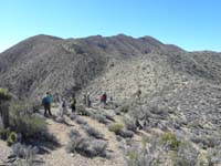 23-group_continues_on_the_trail-getting_to_steep_section-Lori_and_dogs_bailed_at_this_point