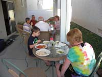 07-family_Easter_dinner-very_nice_temps_tonight
