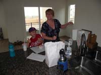 15-our_first_dinner_at_the_new_house-In-N-Out