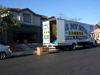 18-20150417-0745-moving_truck_at_our_old_house