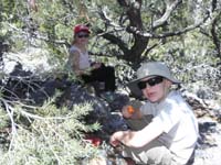 27-Sarah_and_Kenny_having_lunch_in_the_shade