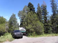 04-Mick,Zoe,Darby's_campsite_across_the_street_from_us-we_got_the_last_two_in_the_campground-busy_weekend