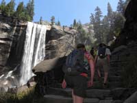 19-up_the_steep_Mist_Trail,but_no_mist