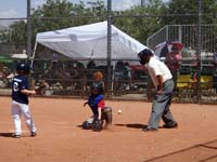 05-Kenny_plays_catcher