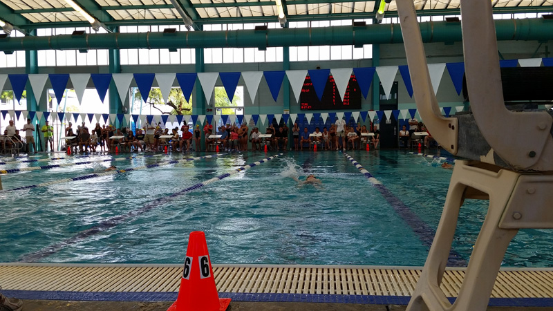 56-Kenny_swimming