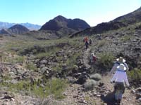 13-group_on_trail_heading_to_peak