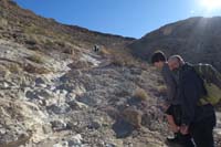 03-Sierra_and_Kenny_take_the_lead-Daddy,Joel,Toby_pull_up_the_rear-Mommy_and_Grammy_walking_around_mountain