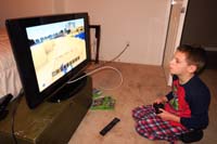 68-Kenny_playing_Minecraft_on_Xbox