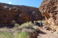 05-entering_neat_fanglomerate_rock_canyon