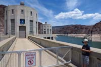 40-Kenny_at_Nevada_intake-doorway_leads_to_sector_7_from_Transformers_movie