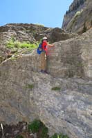 15-Kenny_wanted_to_hang_out_up_there_and_scramble-lots_of_very_good_footholds
