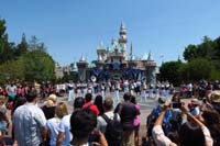 041-band_performing_in_front_of_Cinderella's_Castle