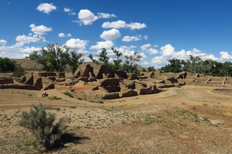 70-Aztec_Ruins