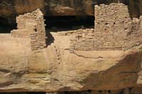 153-New_Fire_House-zoom_showing_hand_and_toe_hold_trail_chipped_into_the_rock