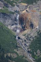 59-zoom_of_waterfall