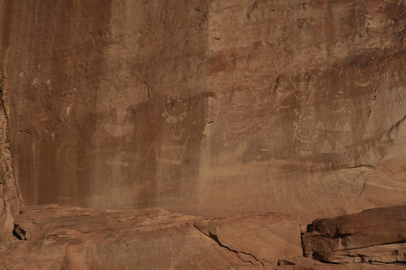 075-petroglyphs