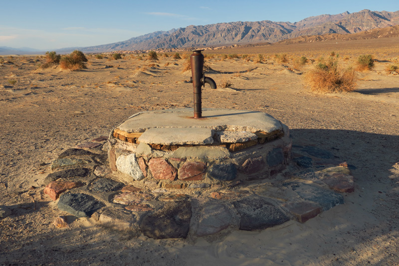 74-Stovepipe_Wells