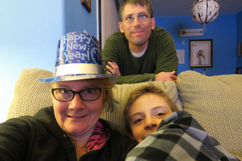 117-Mommy,Kenny,Daddy-Happy_New_Year-time_for_bed