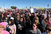 25-panoramic_of_crowd_just_before_march_starts