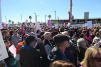 27-panoramic_of_crowd_just_before_march_starts