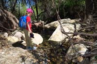 21-Lexi_resistant_jumping_to_the_rock,but_she_did_it
