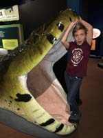 03-Springs_Preserve_display_Ripleys_Believe_It_Or_Not-Kenny_in_mouth_of_very_big_snake