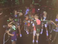 40-kids_in_the_staging_area_ready_to_start_the_game