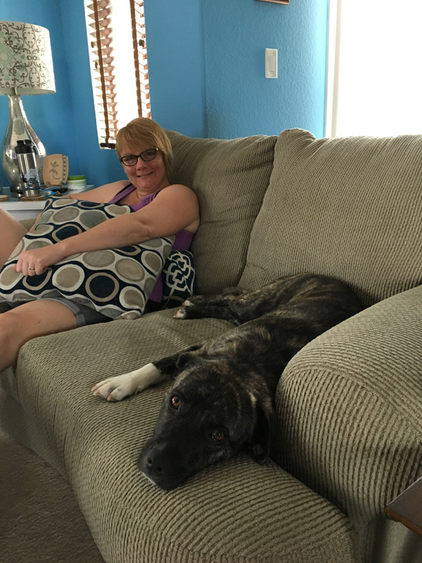 51-Rainier_relaxes_with_Mommy_on_the_couch