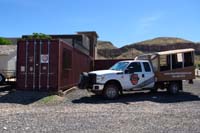 15-Zion_Outback_Safaris_tour_company_office_and_vehicle_in_Springdale