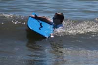 31-Kenny_waiting_for_the_ride_wave_to_catch