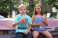 006-Kenny_and_Zoe-Kenny_loves_those_Fantas