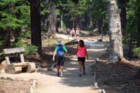 045-hiking_along_the_trail