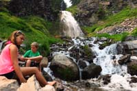 052-Zoe_and_Kenny_enjoy_soaking_their_feet_even_though_cold_water