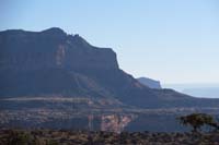 65-plane_lowers_into_the_canyon
