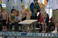 25-Kenny_is_cheering_his_teammate_for_an_afternoon_relay_race