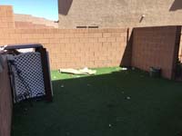 45-our_next_door_neighbors_sold_their_house_for_less_than_expect-because_they_trashed_it