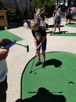 21-miniture_golf_fun