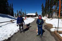 12-family_at_the_visitor_center