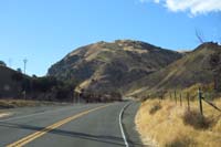 02-scenery_along_the_road