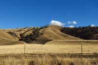 06-scenery_along_the_road