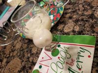 03-egg_nog_in_moose_glass_cups