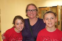 05-Mommy_with_her_Write_It_Do_It_team_Shelby_and_Kenny